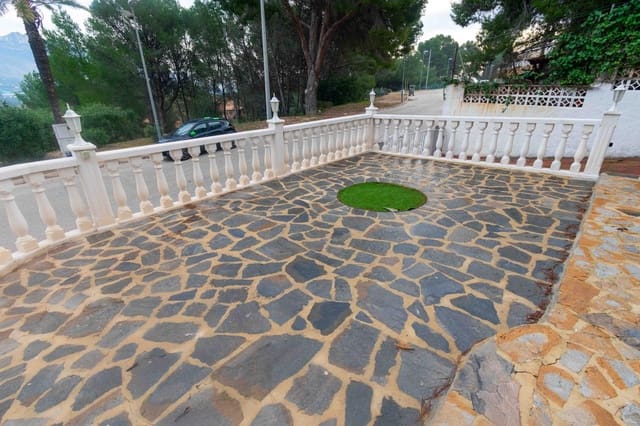 Adosado de 2 habitaciones en La Nucia en venta con piscina - 250.000 € (Ref: 9572343)