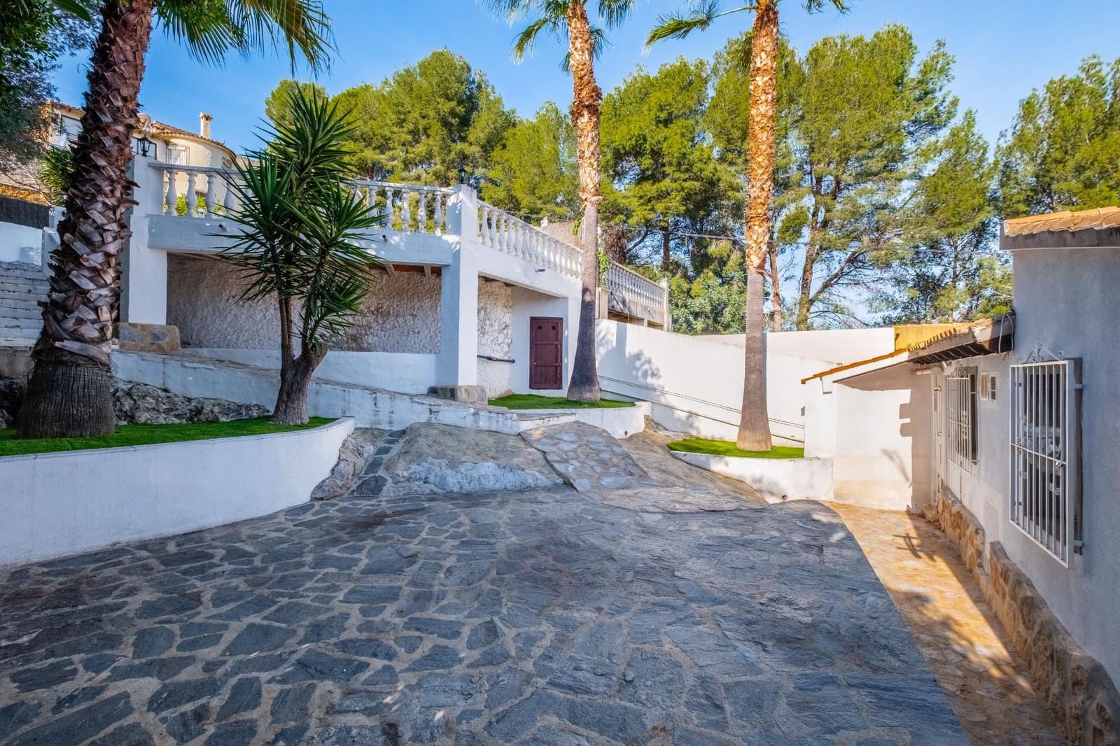 2 bedroom Terraced Villa for sale in La Nucia with pool - € 247,000 (Ref: 9572343)