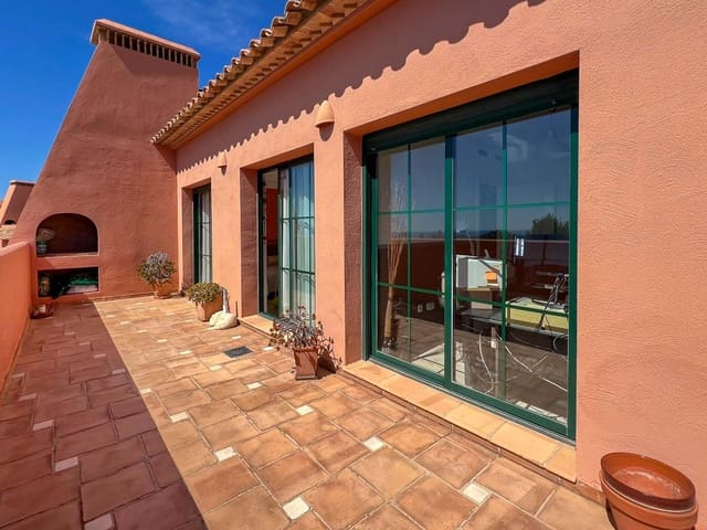 Apartamento de 3 habitaciones en Finestrat en venta con piscina - 465.000 € (Ref: 9572345)