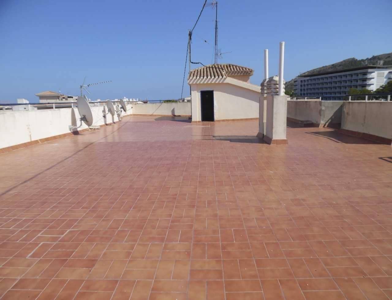 3 bedroom Apartment for sale in Alfaz del Pi / L'Alfas del Pi - € 345,000 (Ref: 9572353)