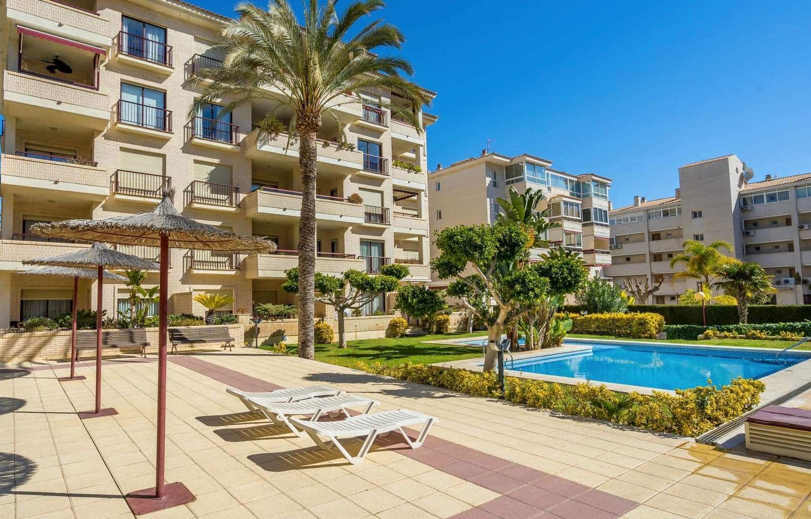 1 quarto Apartamento para venda em Alfaz del Pi / L'Alfas del Pi com piscina - 285 000 € (Ref: 9572354)