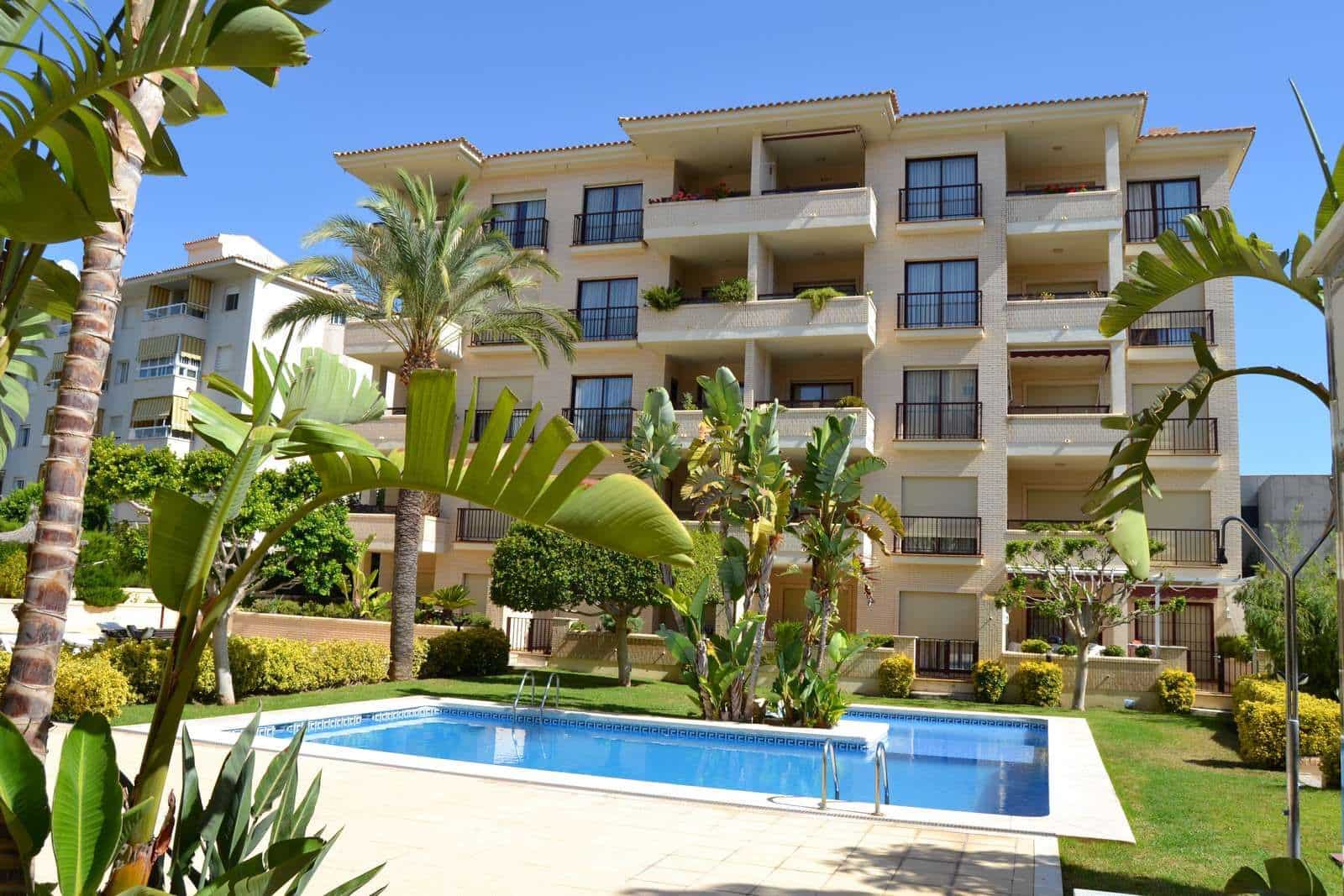 1 quarto Apartamento para venda em Alfaz del Pi / L'Alfas del Pi com piscina - 285 000 € (Ref: 9572354)