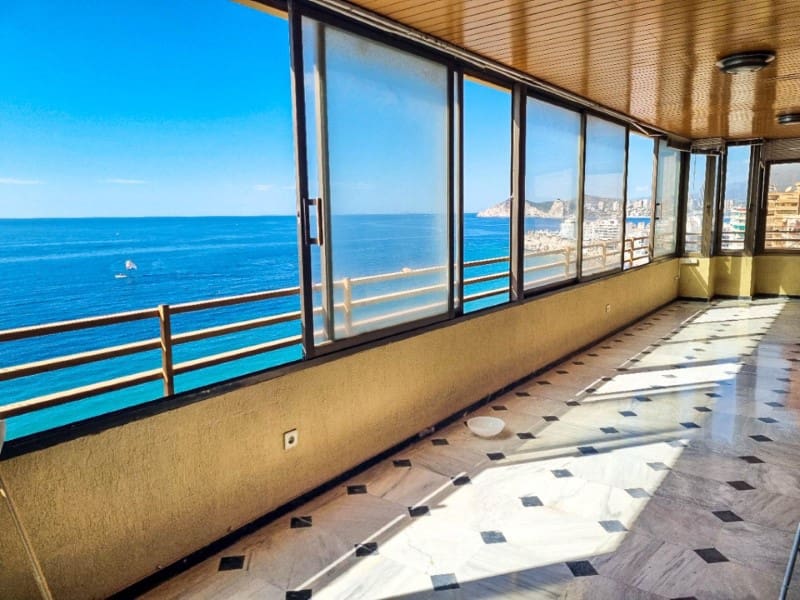 4 soverom Leilighet til salgs i Benidorm med svømmebasseng garasje - € 1 000 000 (Ref: 9572355)