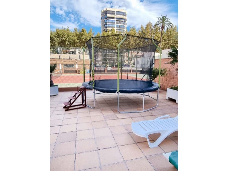 4 soverom Leilighet til salgs i Benidorm med svømmebasseng garasje - € 1 000 000 (Ref: 9572355)