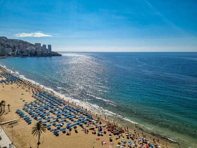 4 soverom Leilighet til salgs i Rincón de Loix, Benidorm med svømmebasseng garasje - € 1 000 000 (Ref: 9572355)
