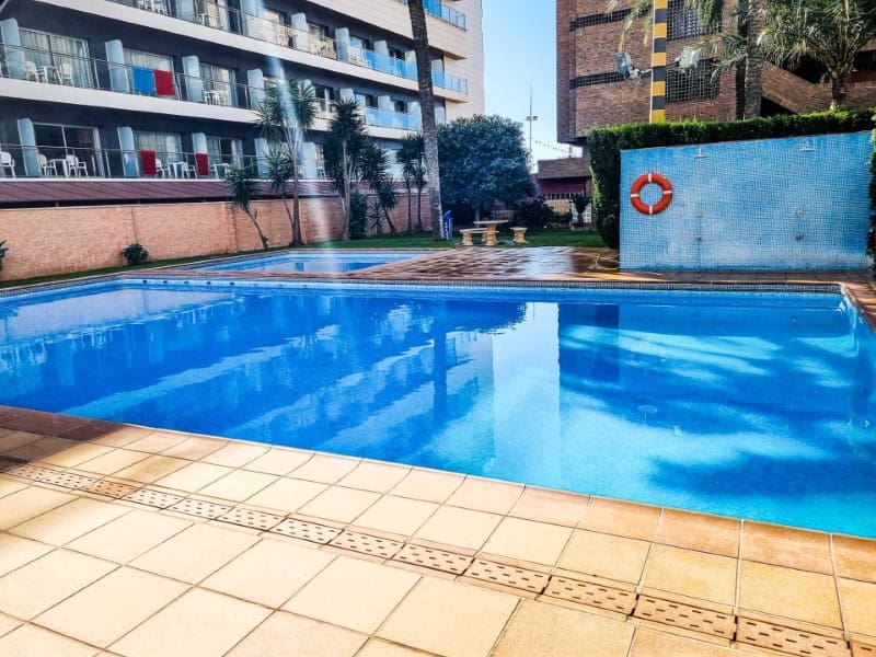 4 soverom Leilighet til salgs i Benidorm med svømmebasseng garasje - € 1 000 000 (Ref: 9572355)