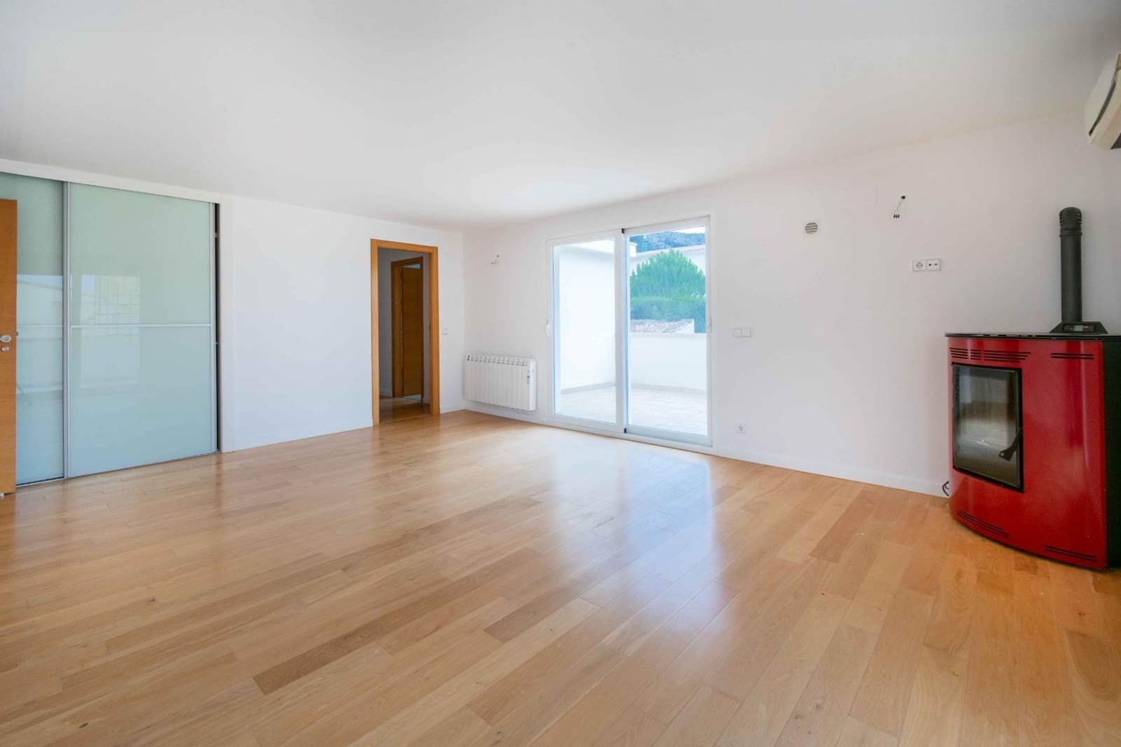 4 soveværelse Semi-Rækkehus til salg i Alfaz del Pi / L'Alfas del Pi med swimmingpool - € 902.000 (Ref: 9572357)