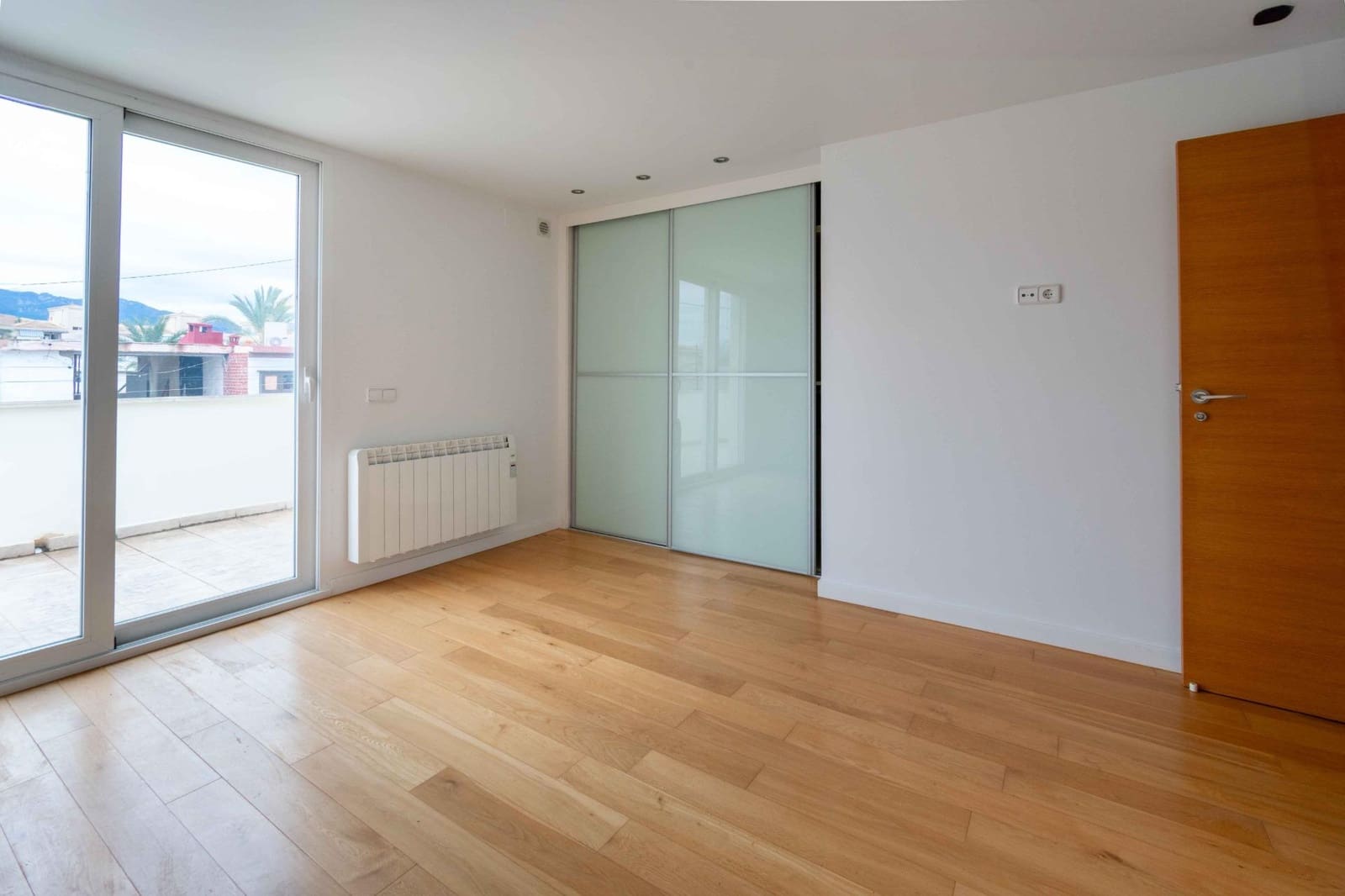 4 soveværelse Semi-Rækkehus til salg i Alfaz del Pi / L'Alfas del Pi med swimmingpool - € 902.000 (Ref: 9572357)