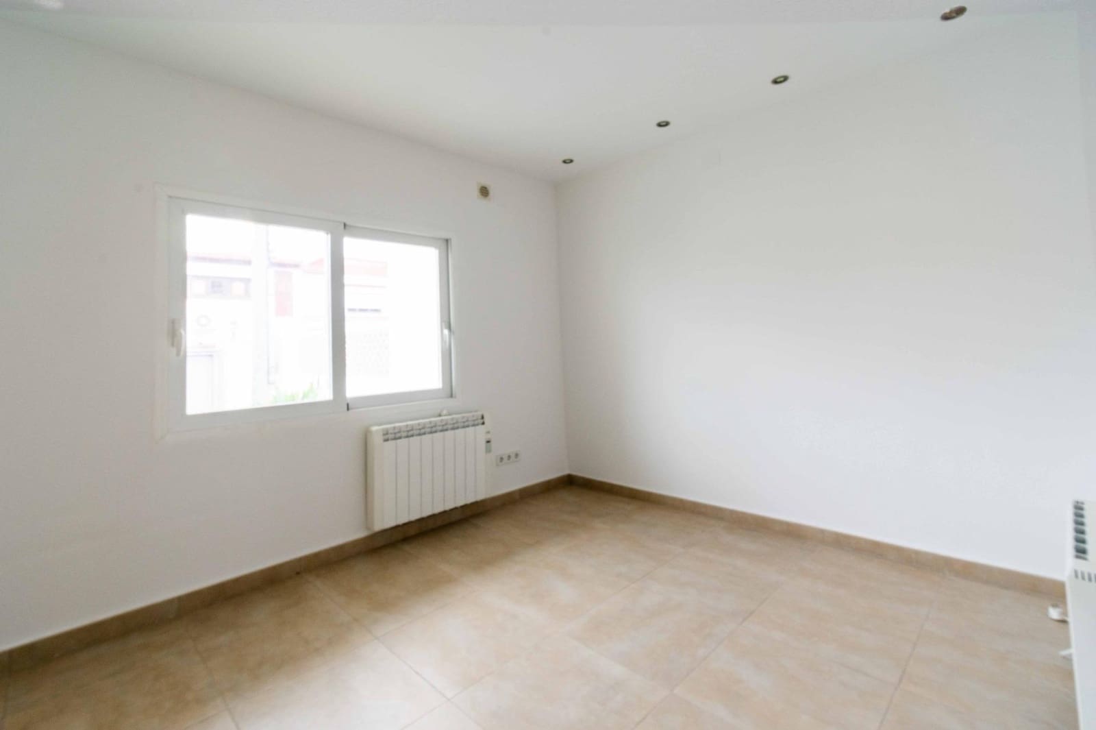 4 soveværelse Semi-Rækkehus til salg i Alfaz del Pi / L'Alfas del Pi med swimmingpool - € 902.000 (Ref: 9572357)