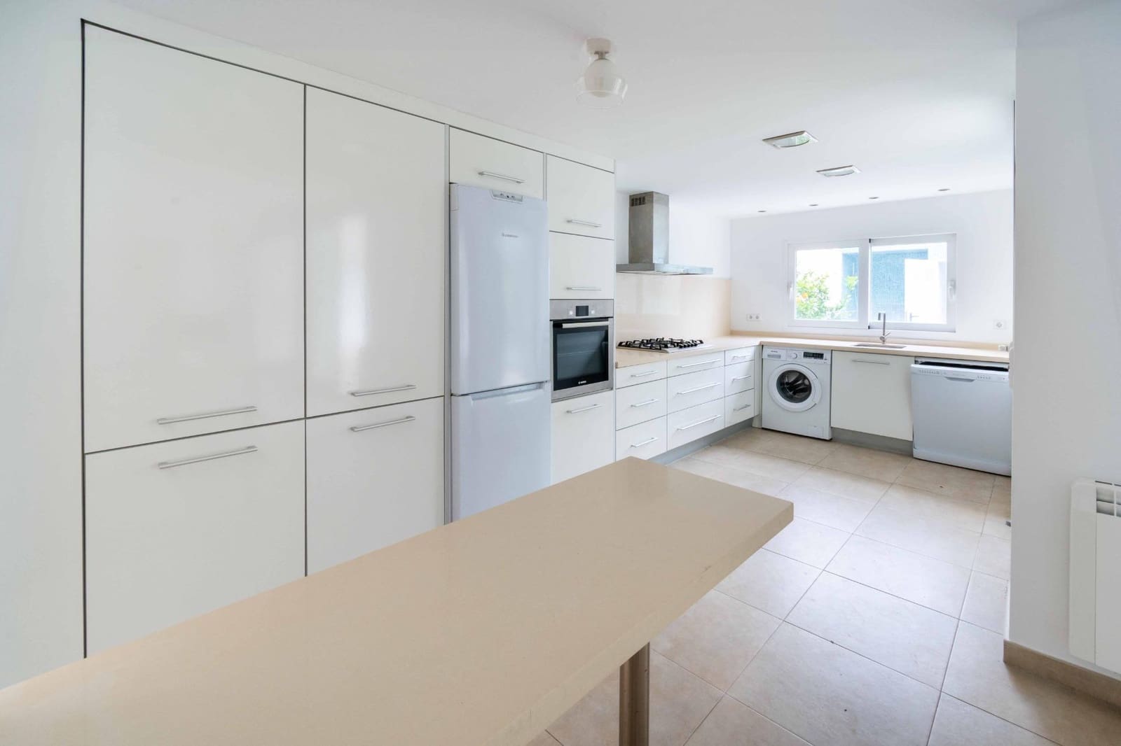 4 soveværelse Semi-Rækkehus til salg i Alfaz del Pi / L'Alfas del Pi med swimmingpool - € 902.000 (Ref: 9572357)