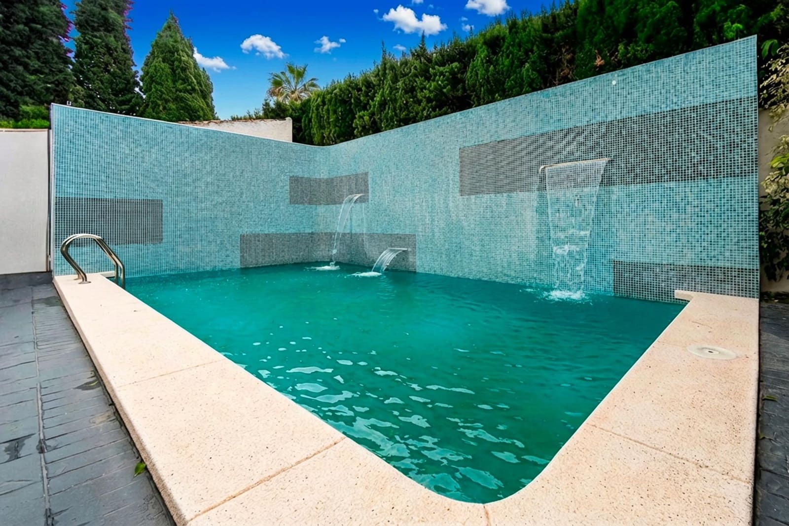 4 soveværelse Semi-Rækkehus til salg i Alfaz del Pi / L'Alfas del Pi med swimmingpool - € 902.000 (Ref: 9572357)