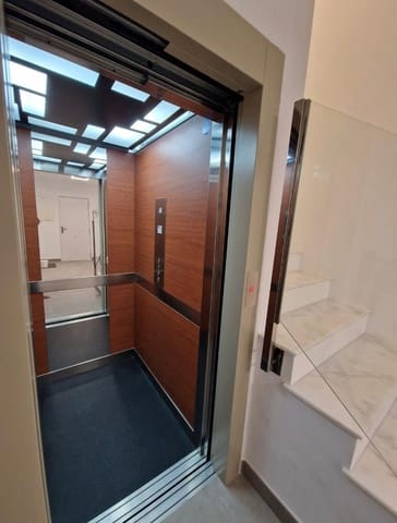 2 sovrum Radhus till salu i Alfaz del Pi / L'Alfàs del Pi med pool - 575 000 € (Ref: 9591907)