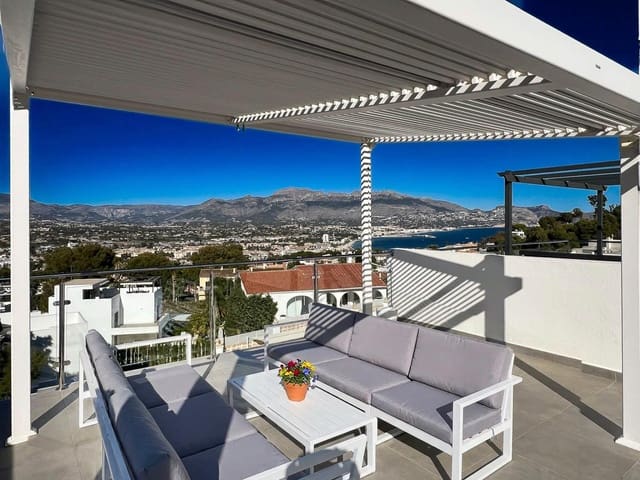 2 sovrum Radhus till salu i Alfaz del Pi / L'Alfàs del Pi med pool - 575 000 € (Ref: 9591907)
