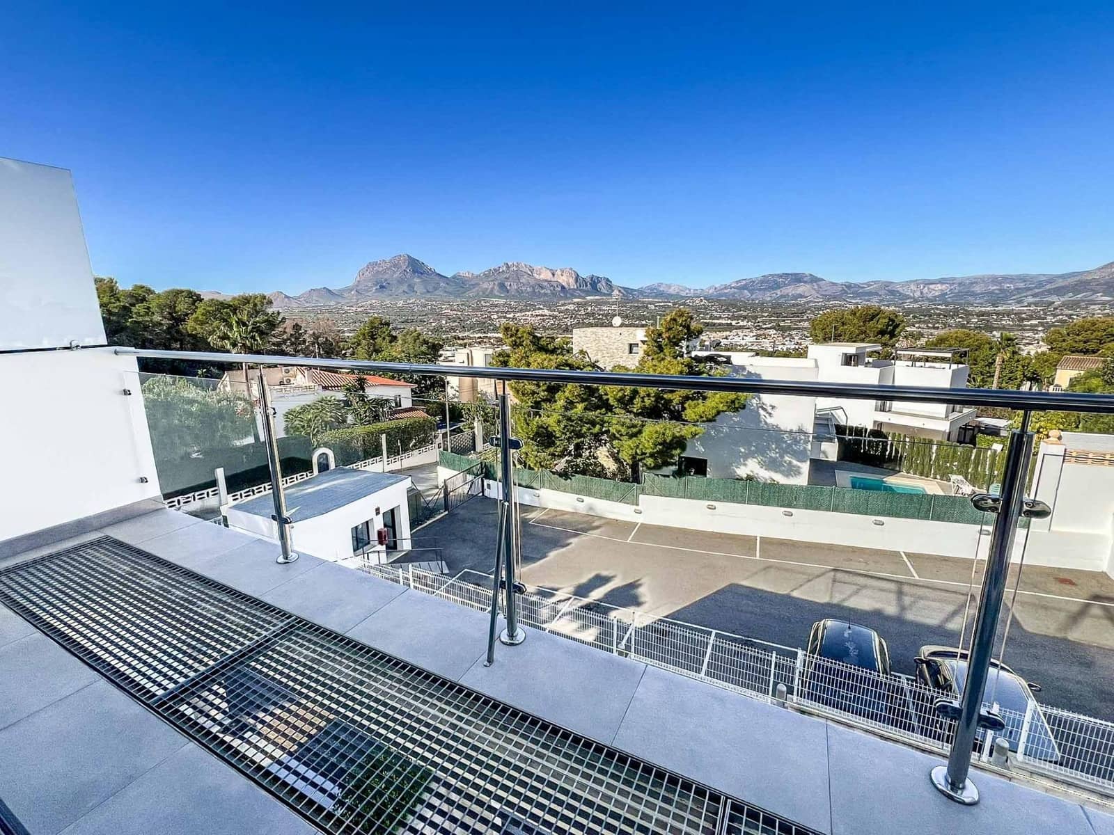 2 sovrum Radhus till salu i Alfaz del Pi / L'Alfas del Pi med pool - 575 000 € (Ref: 9591907)