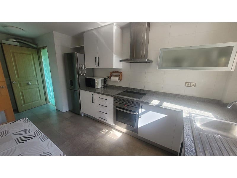 3 bedroom Villa for sale in Finestrat with pool - € 625,000 (Ref: 9591909)