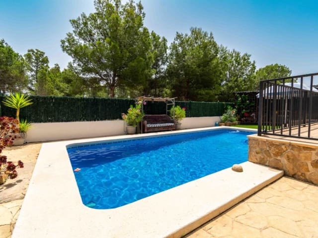 Chalet de 3 habitaciones en Finestrat Pueblo, Finestrat en venta con piscina - 625.000 € (Ref: 9591909)