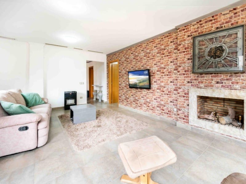 3 bedroom Villa for sale in Finestrat with pool - € 625,000 (Ref: 9591909)