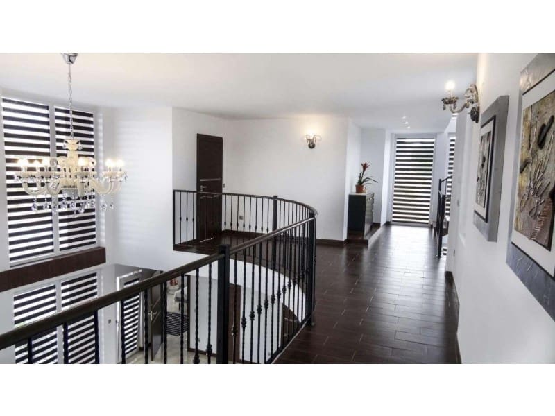 Chalet de 5 habitaciones en Alfaz del Pi / L'Alfàs del Pi en venta con piscina garaje - 1.250.000 € (Ref: 9591911)