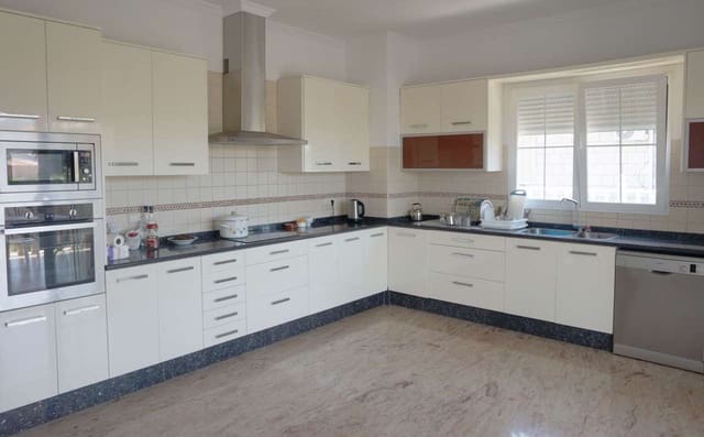 12 sypialnia Willa na sprzedaż w Alfaz del Pi / L'Alfàs del Pi z basenem - 1 300 000 € (Ref: 9591914)