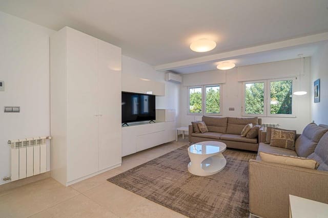 4 soverom Villa til salgs i Alfaz del Pi / L'Alfàs del Pi med svømmebasseng - € 975 000 (Ref: 9591915)