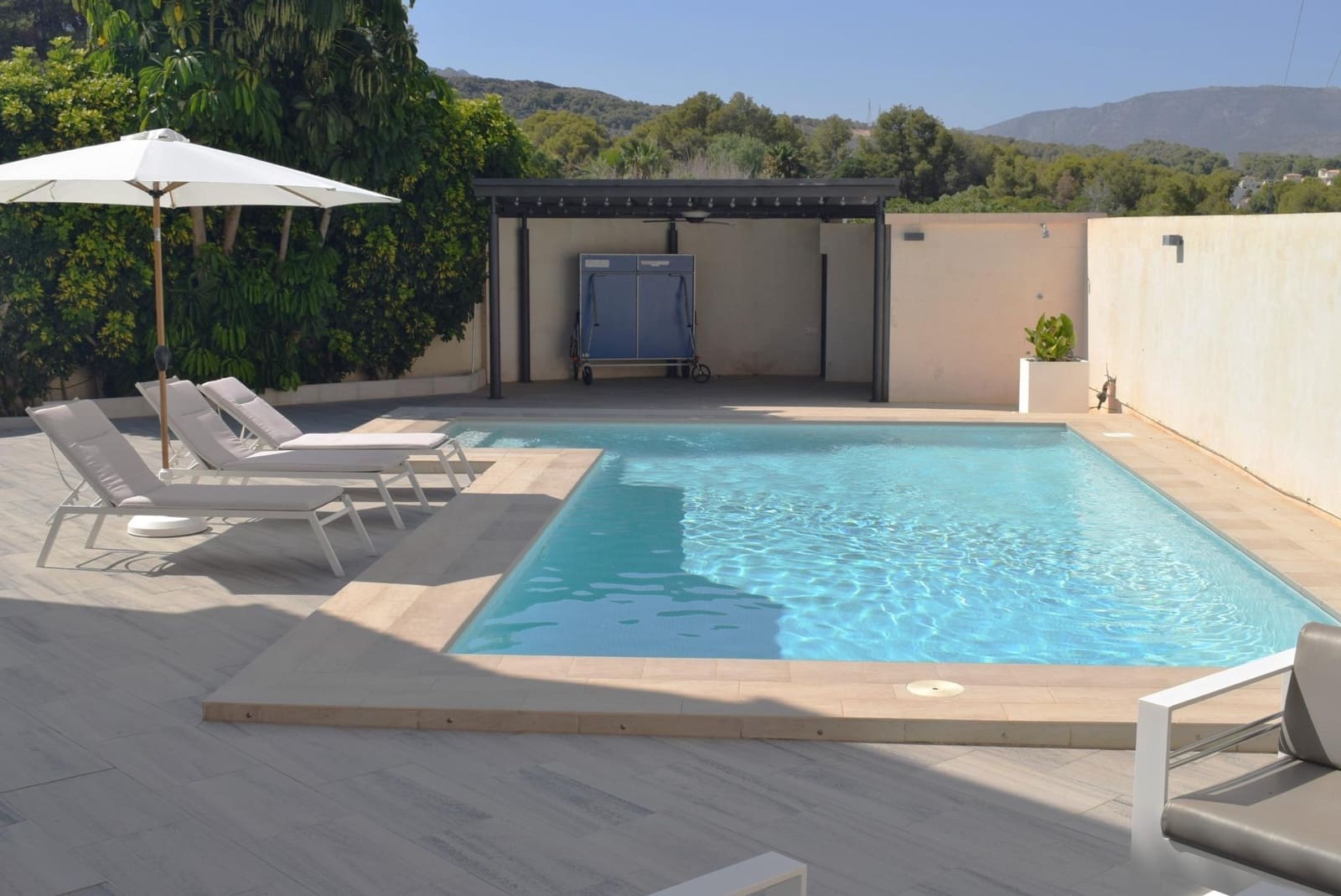 4 Zimmer Doppelhaus zu verkaufen in Alfaz del Pi / L'Alfas del Pi mit Pool - 599.000 € (Ref: 9591917)