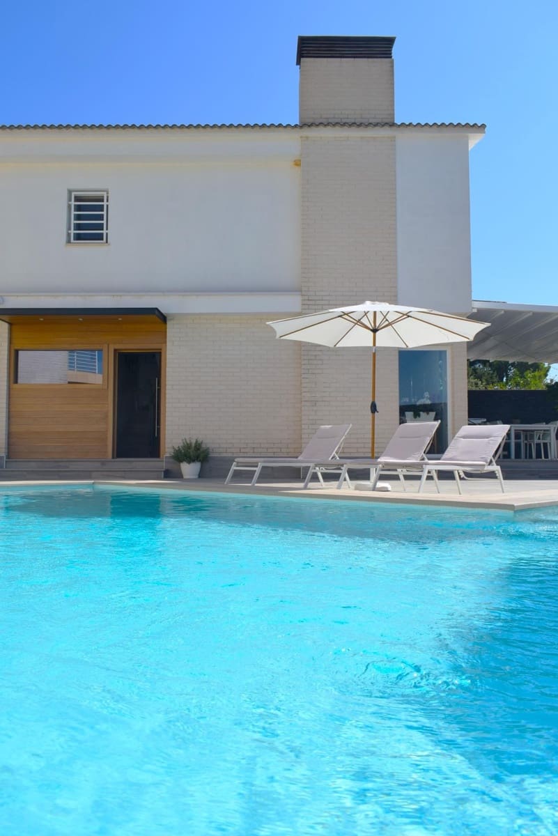 4 soveværelse Semi-Rækkehus til salg i Alfaz del Pi / L'Alfas del Pi med swimmingpool - € 585.000 (Ref: 9591917)