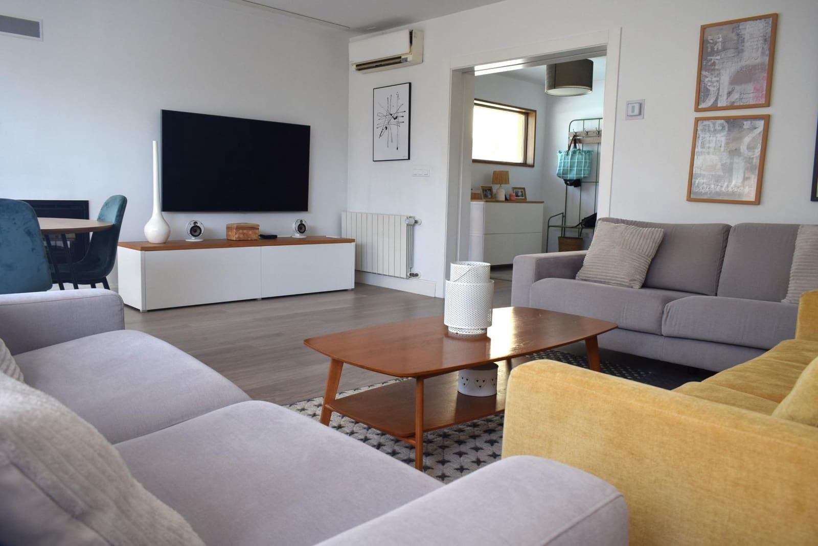 4 soveværelse Semi-Rækkehus til salg i Alfaz del Pi / L'Alfas del Pi med swimmingpool - € 585.000 (Ref: 9591917)