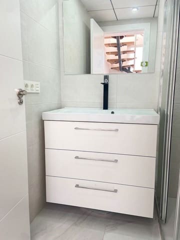 4 makuuhuone Huvila myytävänä paikassa La Nucia mukana uima-altaan - 586 000 € (Ref: 9591924)