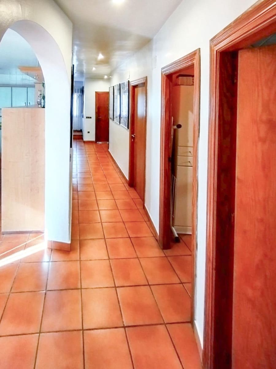 4 soveværelse Byhus til salg i Alfaz del Pi / L'Alfas del Pi - € 499.000 (Ref: 9591925)