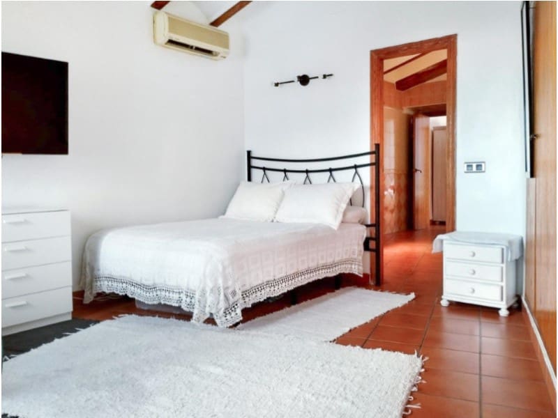 4 slaapkamer Finca/Landhuis te koop in Alfaz del Pi / L'Alfas del Pi met garage - € 600.000 (Ref: 9591925)