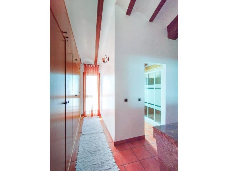 4 slaapkamer Finca/Landhuis te koop in Alfaz del Pi / L'Alfas del Pi met garage - € 600.000 (Ref: 9591925)