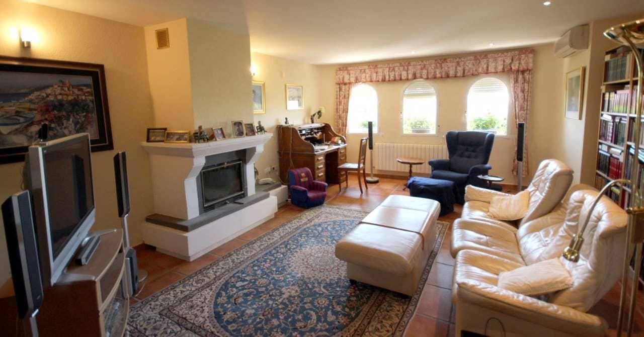 8 sypialnia Willa na sprzedaż w Alfaz del Pi / L'Alfas del Pi z basenem - 1 750 000 € (Ref: 9600062)