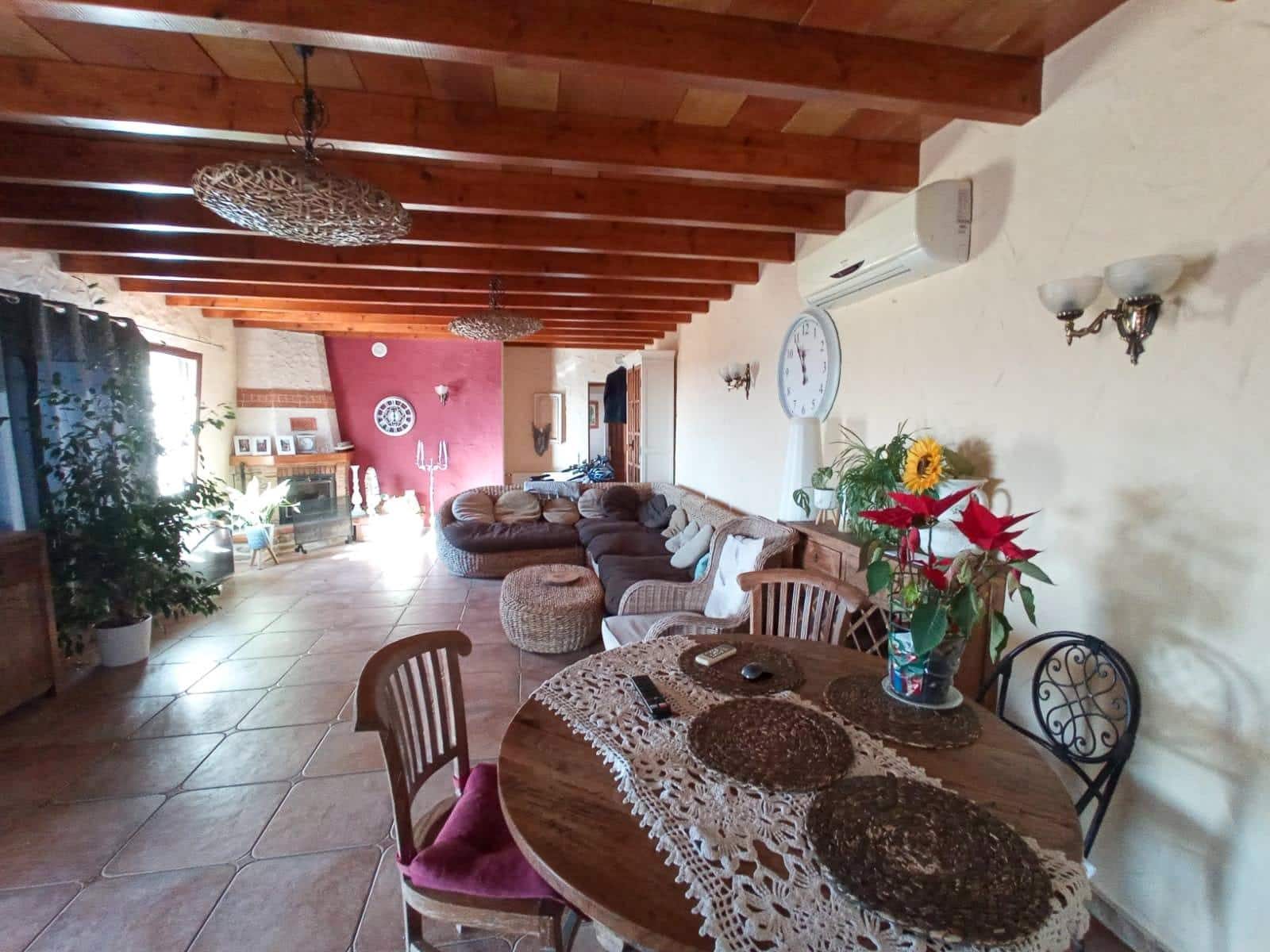 3 sypialnia Willa na sprzedaż w Alfaz del Pi / L'Alfas del Pi z basenem - 950 000 € (Ref: 9600063)