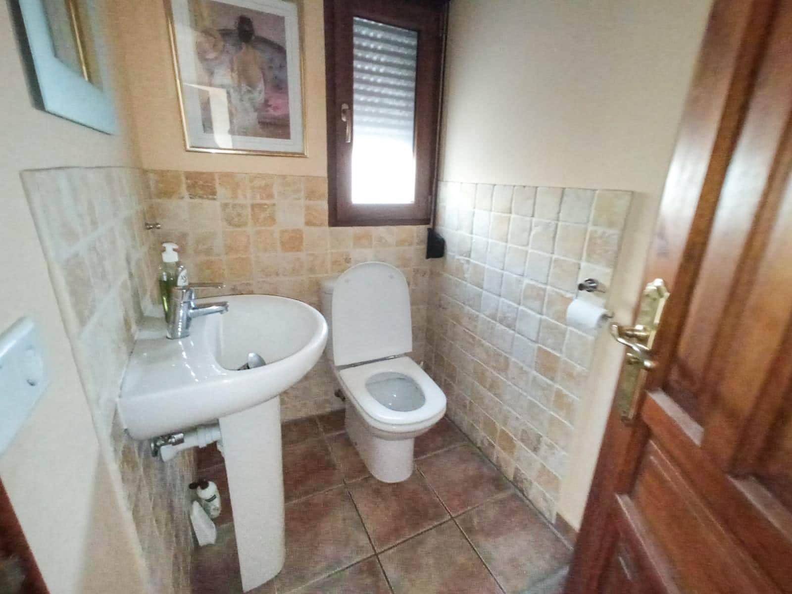 3 sypialnia Willa na sprzedaż w Alfaz del Pi / L'Alfas del Pi z basenem - 950 000 € (Ref: 9600063)