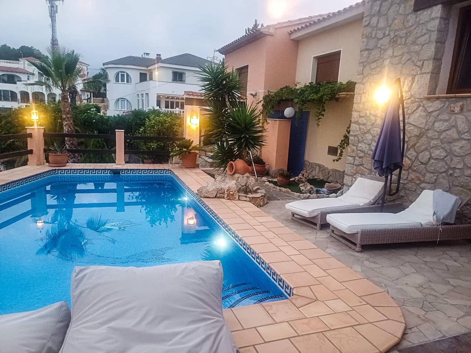 3 sypialnia Willa na sprzedaż w Alfaz del Pi / L'Alfas del Pi z basenem - 950 000 € (Ref: 9600063)