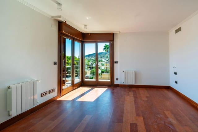 4 Zimmer Villa zu verkaufen in Alfaz del Pi / L'Alfàs del Pi mit Pool - 1.650.000 € (Ref: 9600064)