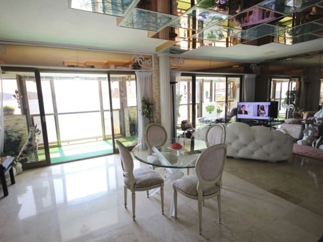 Apartamento de 6 habitaciones en Casco Antiguo - Puerto, Benidorm en venta - 1.100.000 € (Ref: 9600066)