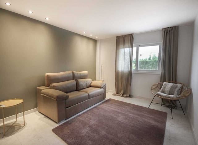 4 sypialnia Willa na sprzedaż w Alfaz del Pi / L'Alfàs del Pi z basenem - 950 000 € (Ref: 9600067)