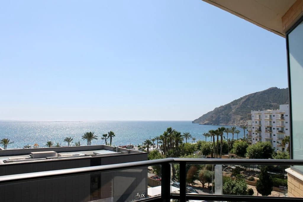 1 bedroom Apartment for sale in Alfaz del Pi / L'Alfas del Pi with pool - € 399,000 (Ref: 9607194)