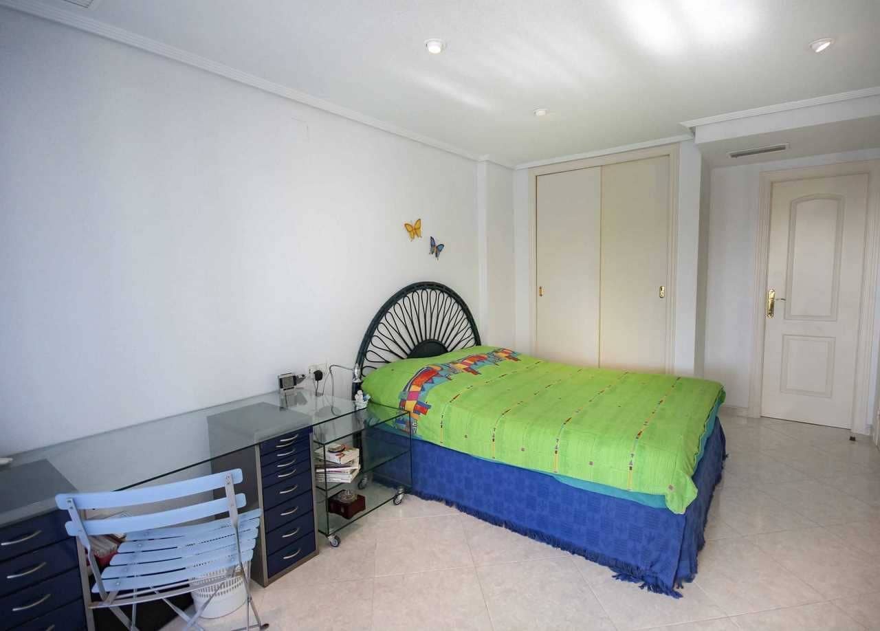 2 quarto Apartamento para venda em La Villajoyosa / Vila Joiosa com piscina - 399 000 € (Ref: 9637225)