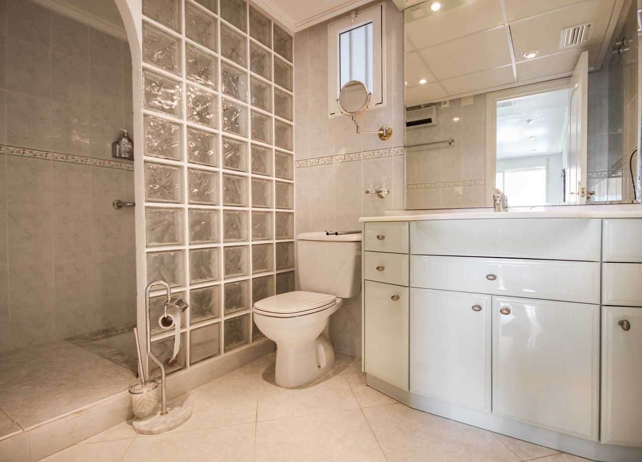 2 quarto Apartamento para venda em La Villajoyosa / Vila Joiosa com piscina - 399 000 € (Ref: 9637225)