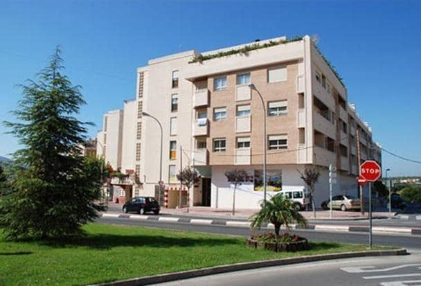 Commercial for sale in Alfaz del Pi / L'Alfas del Pi - € 195,000 (Ref: 9696640)