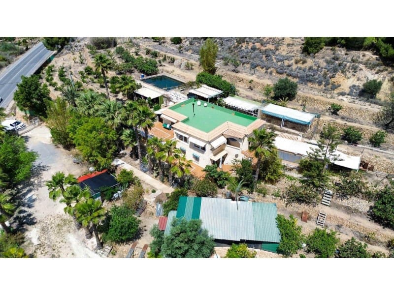 5 bedroom Finca/Country House for sale in La Nucia with pool garage - € 475,000 (Ref: 9715625)