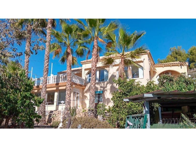 5 bedroom Finca/Country House for sale in La Nucia with pool garage - € 475,000 (Ref: 9715625)