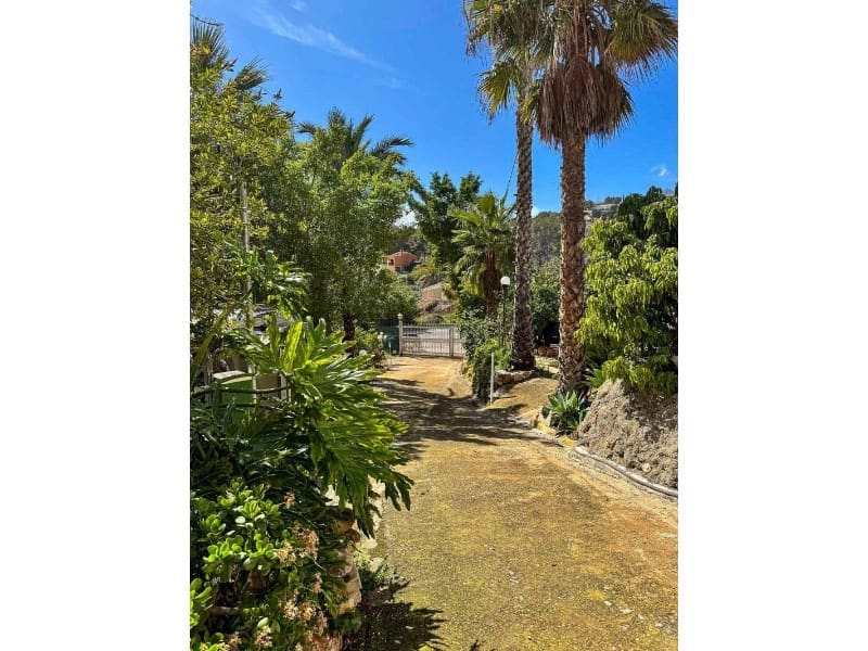 5 bedroom Finca/Country House for sale in La Nucia with pool garage - € 475,000 (Ref: 9715625)