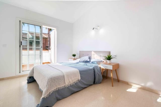 3 soveværelse Rækkehus til salg i Alfaz del Pi / L'Alfàs del Pi med swimmingpool - € 455.000 (Ref: 9715628)