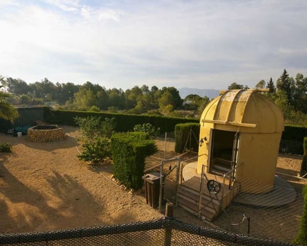2 soveværelse Villa til salg i La Nucia med swimmingpool - € 650.000 (Ref: 9715629)