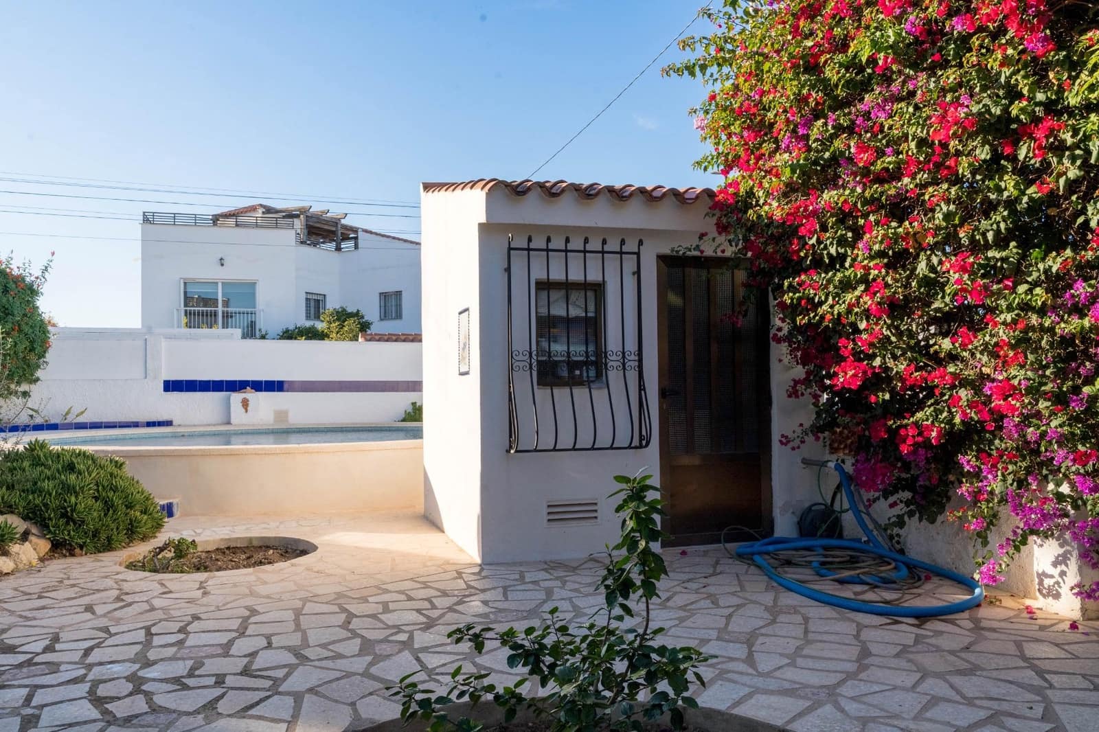 3 Zimmer Doppelhaus zu verkaufen in Alfaz del Pi / L'Alfas del Pi mit Pool - 550.000 € (Ref: 9715630)