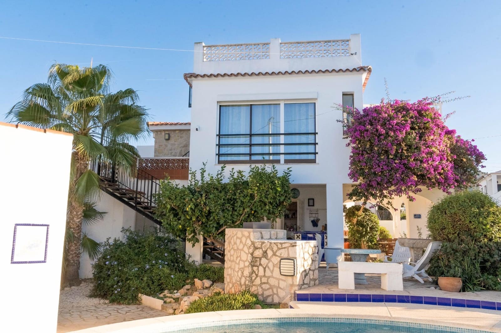 3 bedroom Semi-detached Villa for sale in Alfaz del Pi / L'Alfas del Pi with pool - € 550,000 (Ref: 9715630)