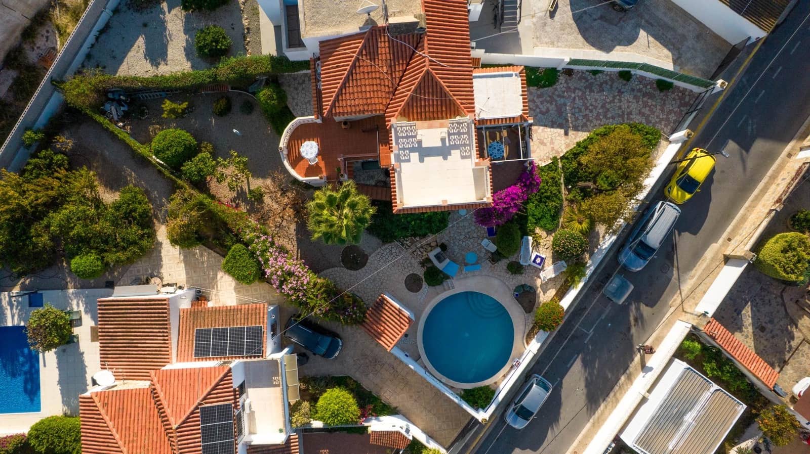 3 soveværelse Semi-Rækkehus til salg i Alfaz del Pi / L'Alfas del Pi med swimmingpool - € 550.000 (Ref: 9715630)